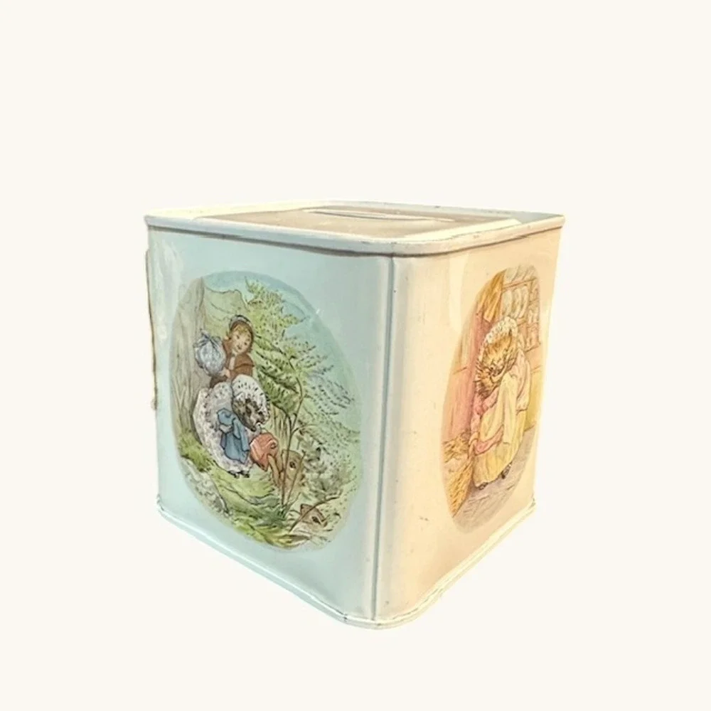Beatrix Potter Mrs Tiggy Winkle Tin Money Box Piggy Bank Hunky Dory‎ 1986